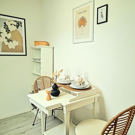 Homestay-Stylish, Zentral- Loft Apartment-Parking อินโกลชตัดต์ ภายนอก รูปภาพ